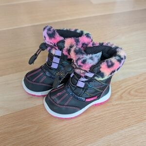 Stylish Kids' Winter Boots - Black and Pink